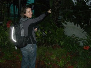 Stephie im Butterfly Garden am Singapur Airport